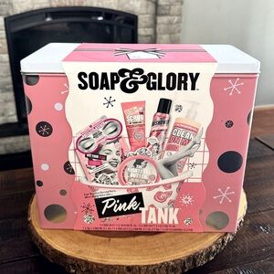 Soap and Glory Pink Tank collectible gift set.